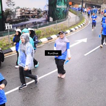 Runner Photo 7949251