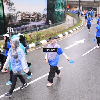 Runner Photo 7949255