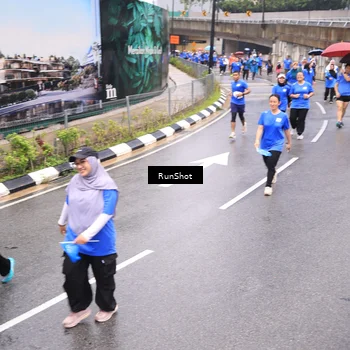 Runner Photo 7949257