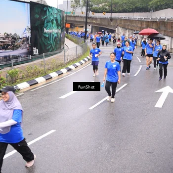Runner Photo 7949262