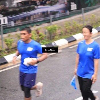 Runner Photo 7949284