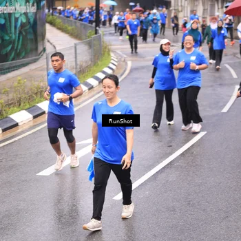 Runner Photo 7949303