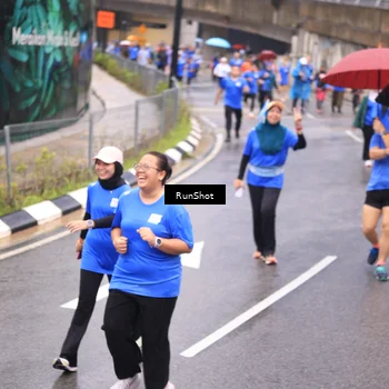 Runner Photo 7949304