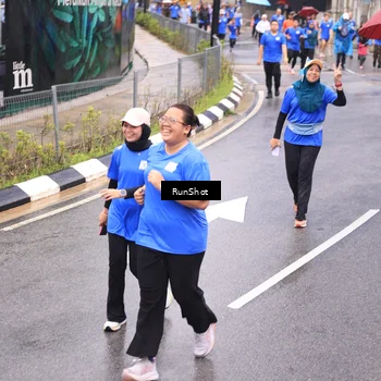 Runner Photo 7949305