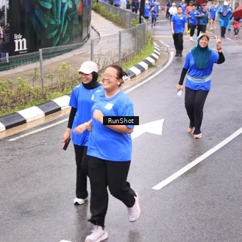 Runner Photo 7949306