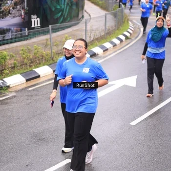 Runner Photo 7949311