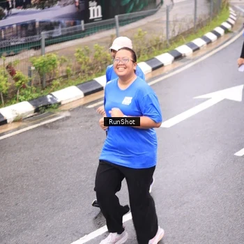 Runner Photo 7949313