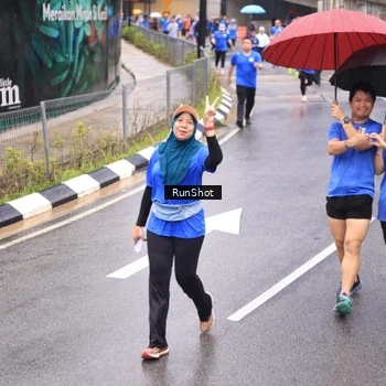 Runner Photo 7949329