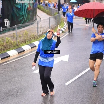 Runner Photo 7949331