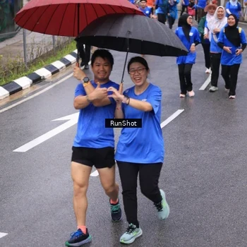 Runner Photo 7949337