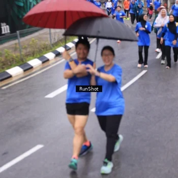 Runner Photo 7949338