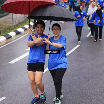 Runner Photo 7949339