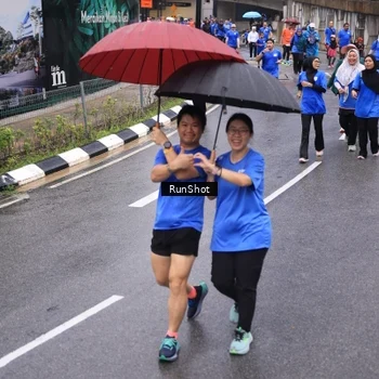 Runner Photo 7949344
