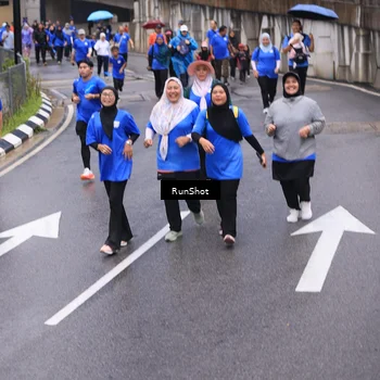 Runner Photo 7949357