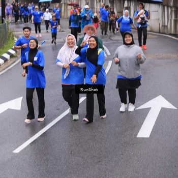 Runner Photo 7949360