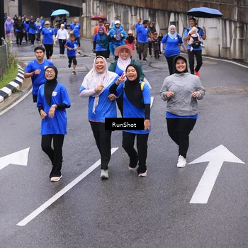 Runner Photo 7949361