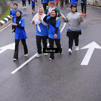 Runner Photo 7949363