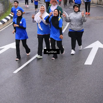 Runner Photo 7949365