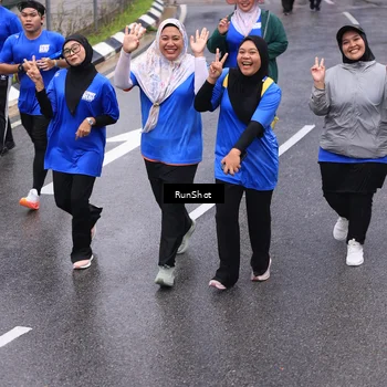 Runner Photo 7949379
