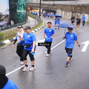 Runner Photo 7949387
