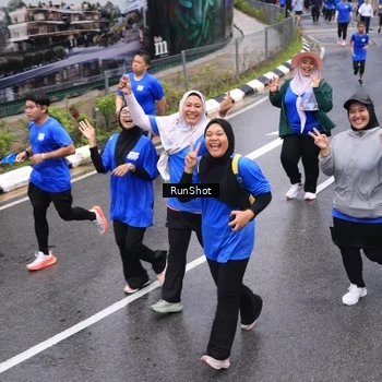 Runner Photo 7949394