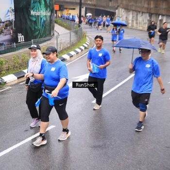 Runner Photo 7949400