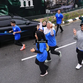 Runner Photo 7949407