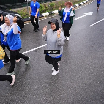 Runner Photo 7949412