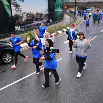 Runner Photo 7949419