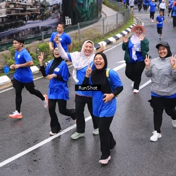 Runner Photo 7949420