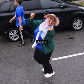 Runner Photo 7949445