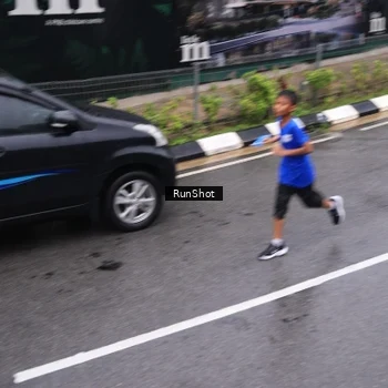 Runner Photo 7949448