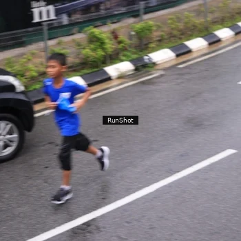 Runner Photo 7949449