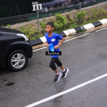 Runner Photo 7949452