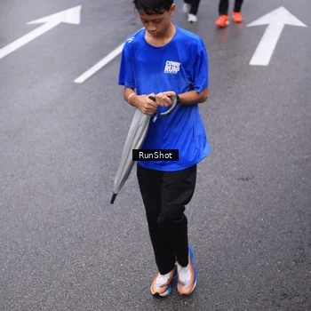 Runner Photo 7949461