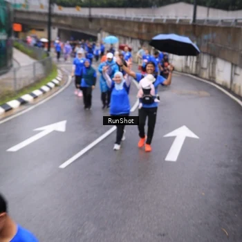 Runner Photo 7949469