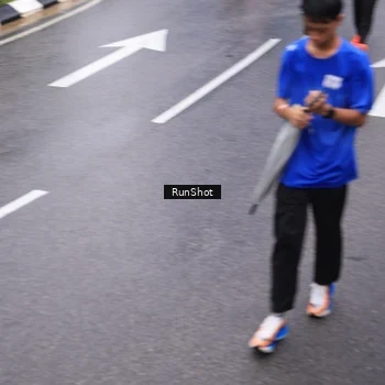 Runner Photo 7949471