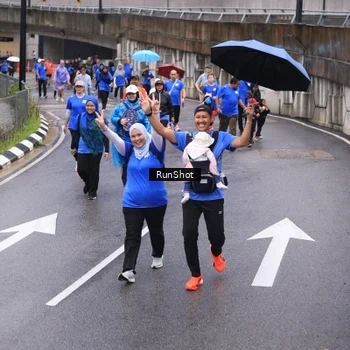 Runner Photo 7949476