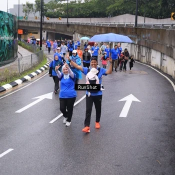 Runner Photo 7949489