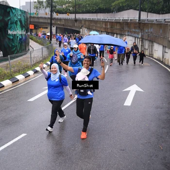 Runner Photo 7949494