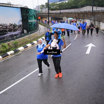 Runner Photo 7949504