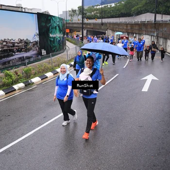Runner Photo 7949507