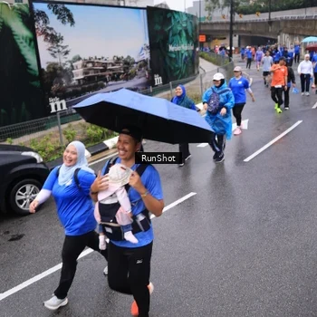 Runner Photo 7949517