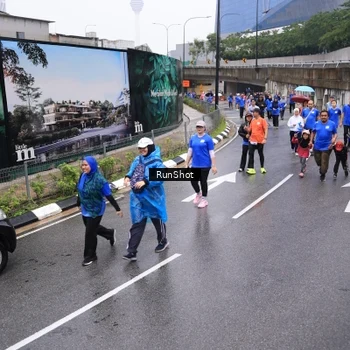 Runner Photo 7949525