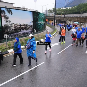 Runner Photo 7949528