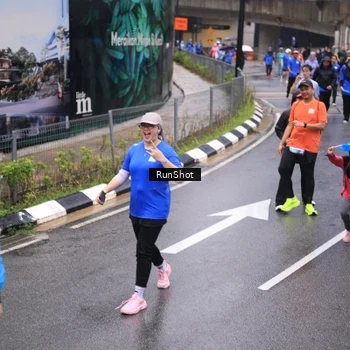 Runner Photo 7949530