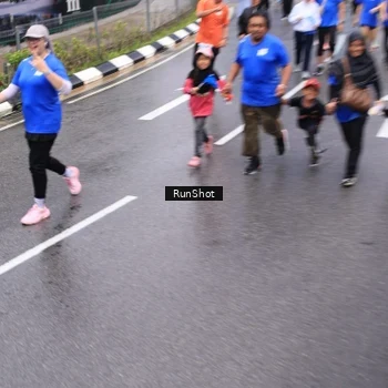 Runner Photo 7949540