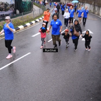 Runner Photo 7949543