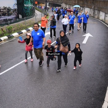 Runner Photo 7949555
