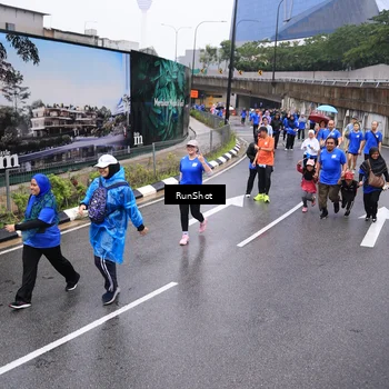 Runner Photo 7949565